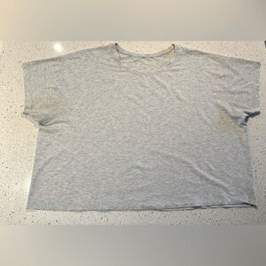 Lululemon Cates T-Shirt, size 18